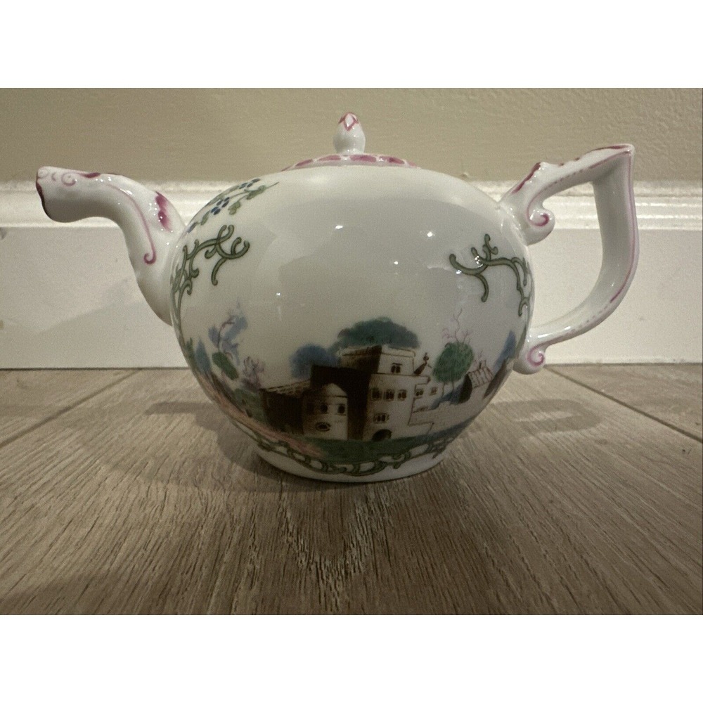 Vintage Hochst 1985‎ Franklin Mint  Victoria & Albert Museum Mini Teapot 6"
